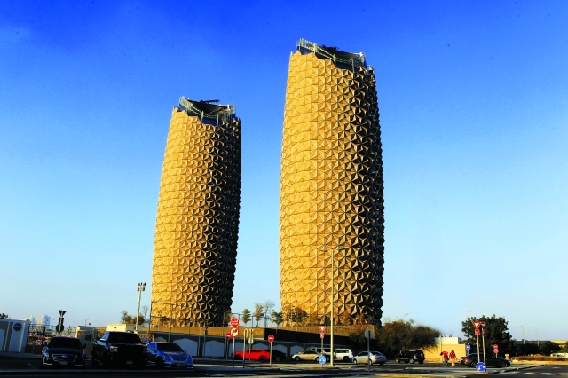 أبراج البحر في أبوظبي.. أبنية صديقة للبيئة للاستثمار