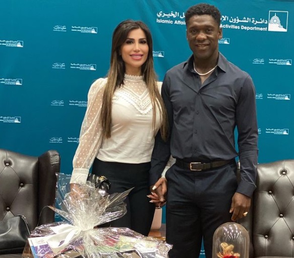 من هي صوفيا مكرماتي زوجة لاعب كرة القدم الهولندي سيدورف؟