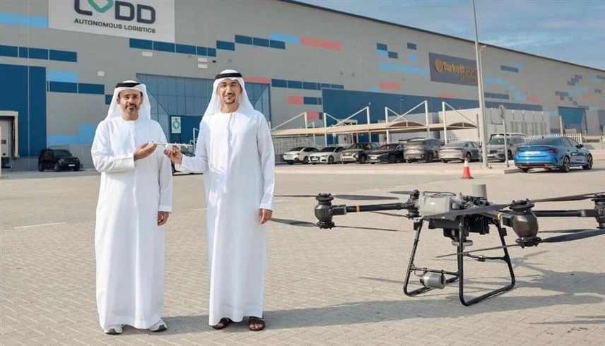 أبوظبي تطلق أول تجربة لتوصيل الطرود عبر الطائرات بدون طيار