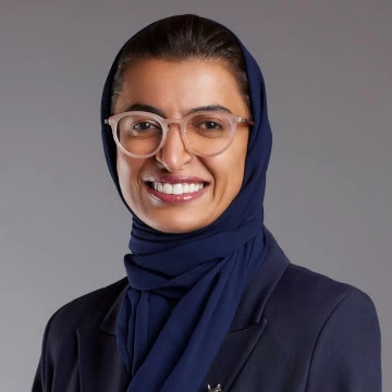 "أخبار سعادة".. يستعرض إنجازات نورة الكعبي