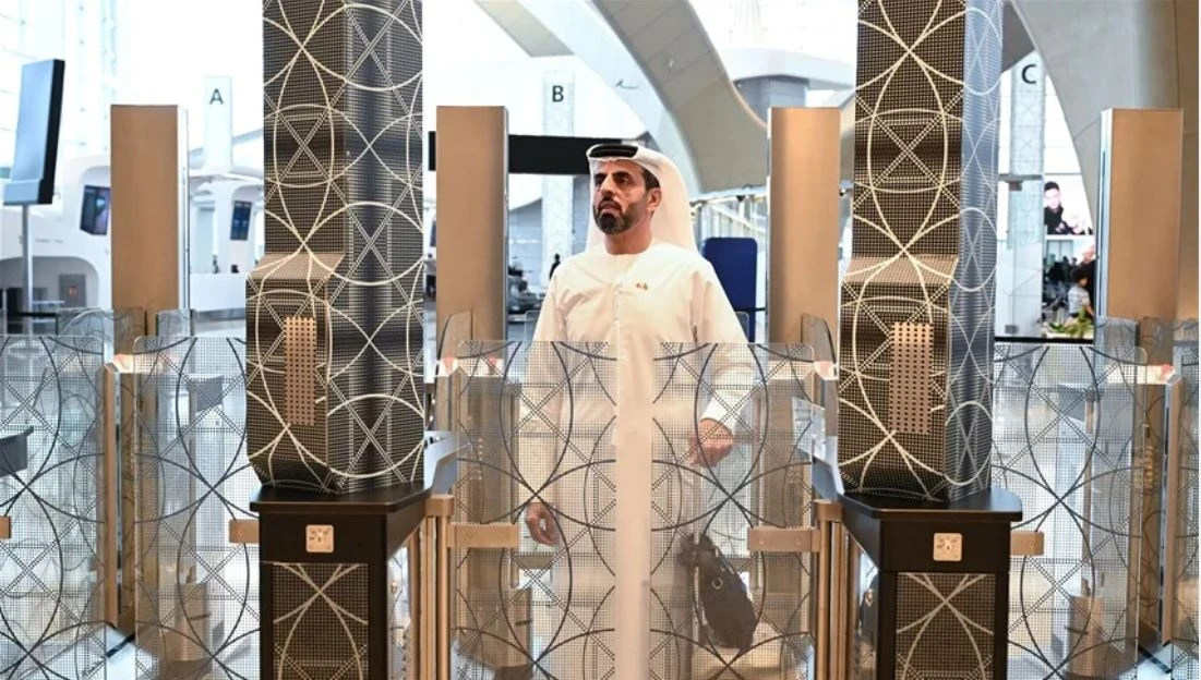 الإمارات والبحرين تطلقان نظامًا موحدًا ينهي إجراءات السفر قبل الوصول