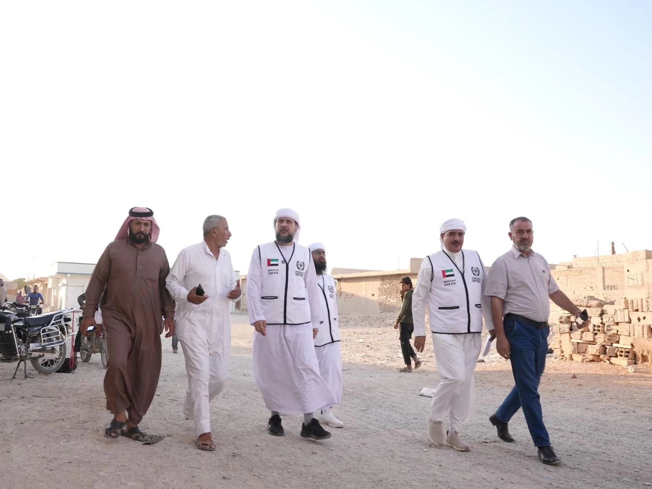 الإمارات تعزز يد العون للشعب السوري عبر برامج تنموية وإنسانية