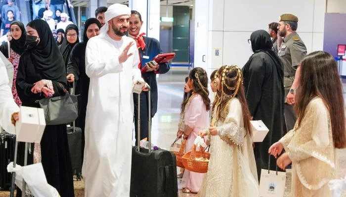 "الإمارات ترحب بعودة الحجاج".. مبادرة من "إقامة دبي" لاستقبال ضيوف الرحمن