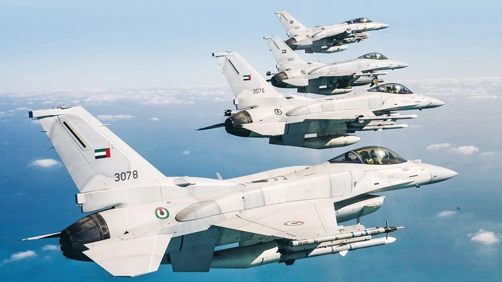 الدفاع الجوي الإماراتي يعلن التصدي لصواريخ إيرانية وتأمين الأجواء بنجاح #الدفاع_الجوي_الإماراتي 