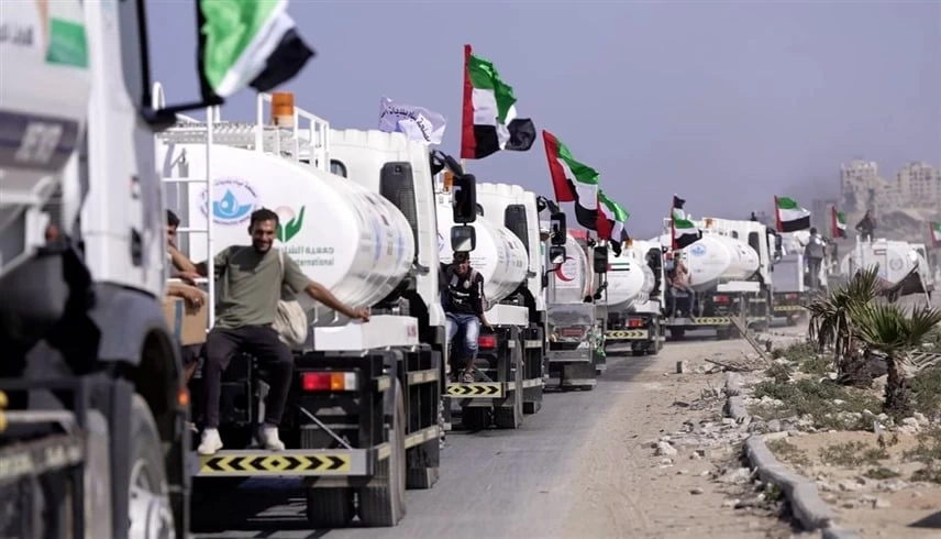 "الفارس الشهم 3".. أكبر قافلة صهاريج مياه تنطلق من الإمارات إلى شمال غزة