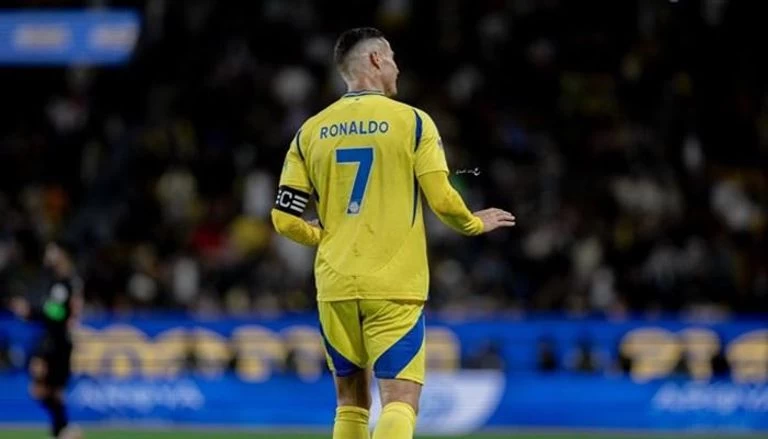 الراتب والمدة وقرار الاعتزال.. كواليس تجديد عقد كريستيانو مع النصر