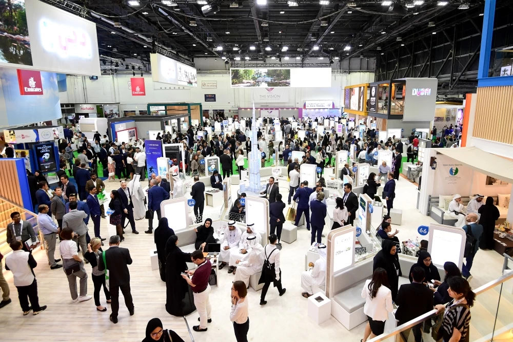 الشباب يقودون سوق العمل.. أكثر من 60% من سكان دبي دون سن 35 عامًا