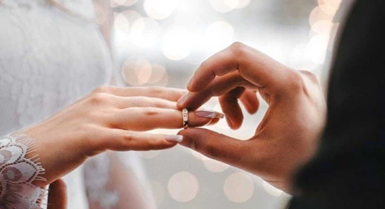 السوريون يحتلون الصدارة في الزواج من أتراك خلال 2025