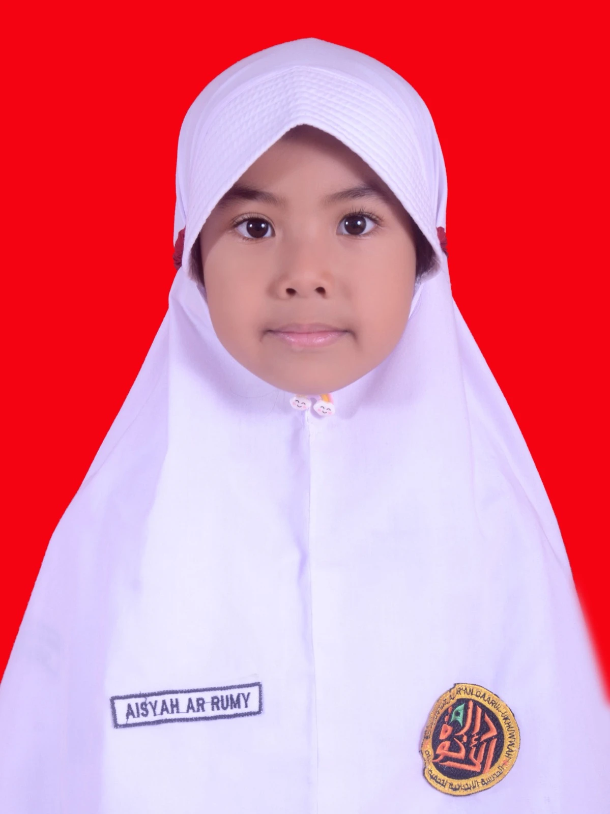 الطفلة الإندونيسية عائشة الرُّمَيْ.. نموذج ملهم للفتيات الصغيرات في تلاوة وإتقان القرآن الكريم
