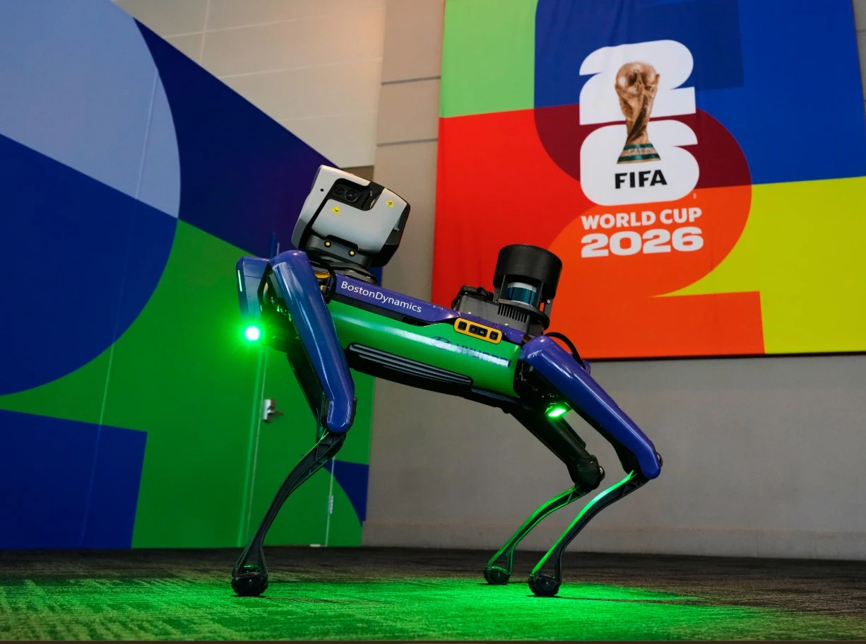 التكنولوجيا تعزز أمن المونديال.. كلاب روبوتية تتولى مهام أمنية في كأس العالم 2026