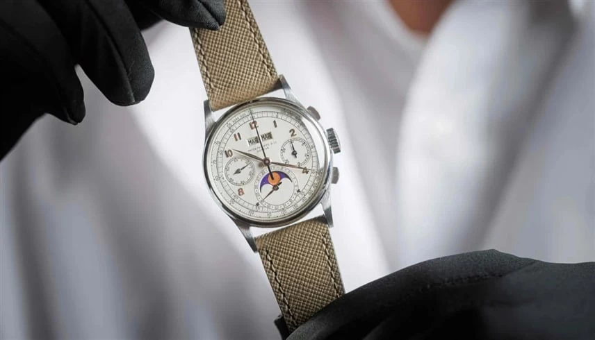 بـ17.6 مليون دولار.. مزاد في جنيف يشهد بيع واحدة من أندر الساعات في العالم 