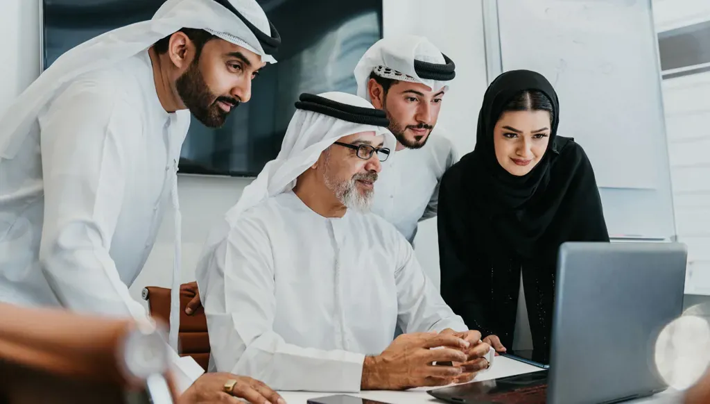 د. آمنة مهنا الكعبي تكتب: مكافحة إرهاق القائد.. حين تصبح المحافظة على طاقة القيادة ضرورة لنجاح المؤسسة