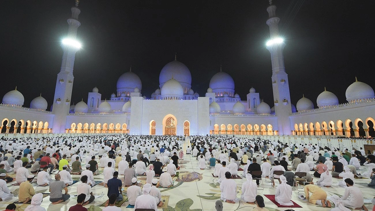 دعاء ليلة القدر.. أفضل الصيغ المأثورة لطلب الرحمة والمغفرة