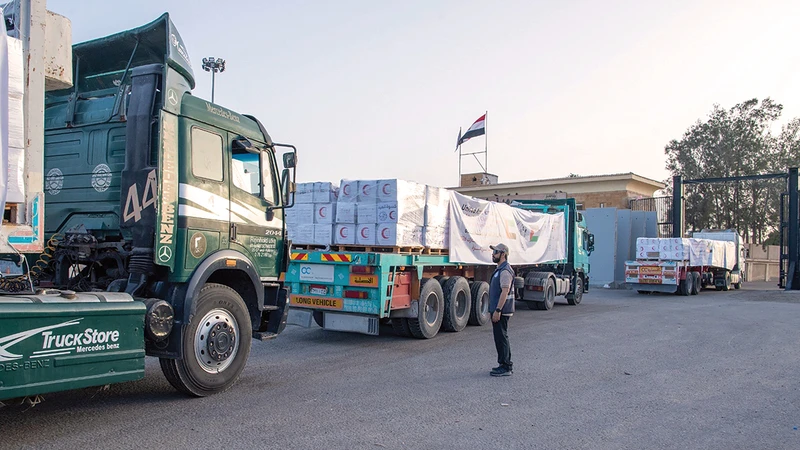 دعم لا ينقطع.. مساعدات إماراتية تشمل 40 طنًا من الإمدادات الطبية لقطاع غزة