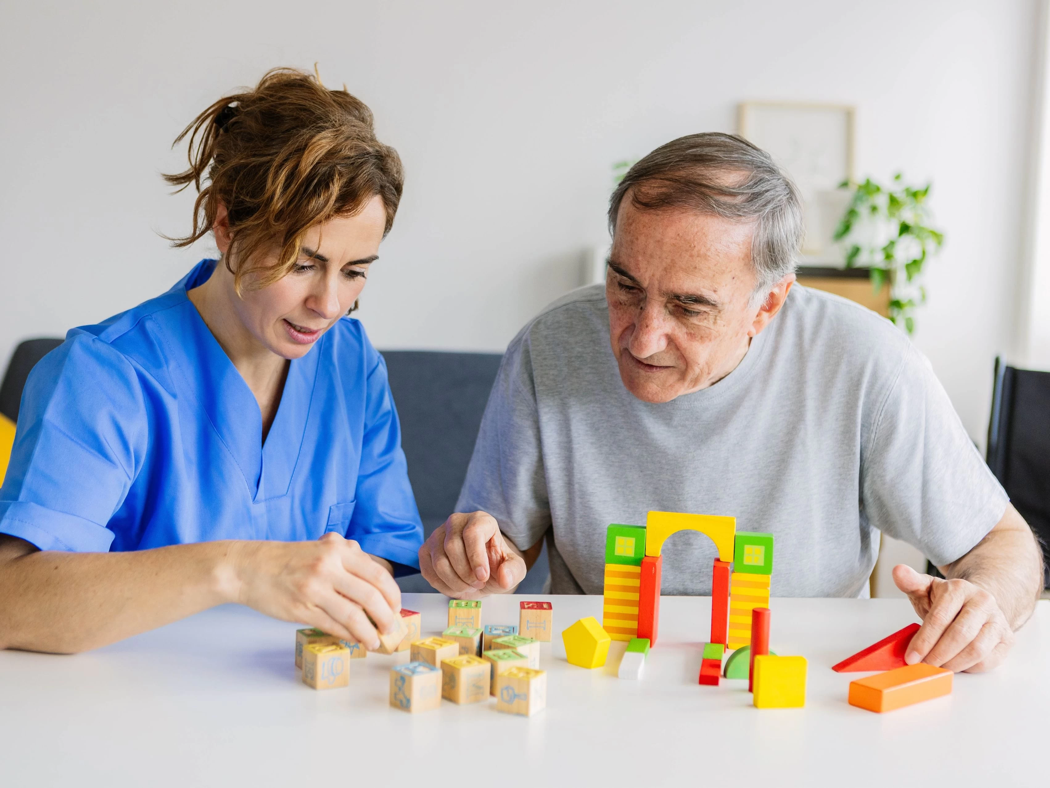 دراسة جديدة: أسلوب الحياة الصحي يقلل من مخاطر الخرف والزهايمر