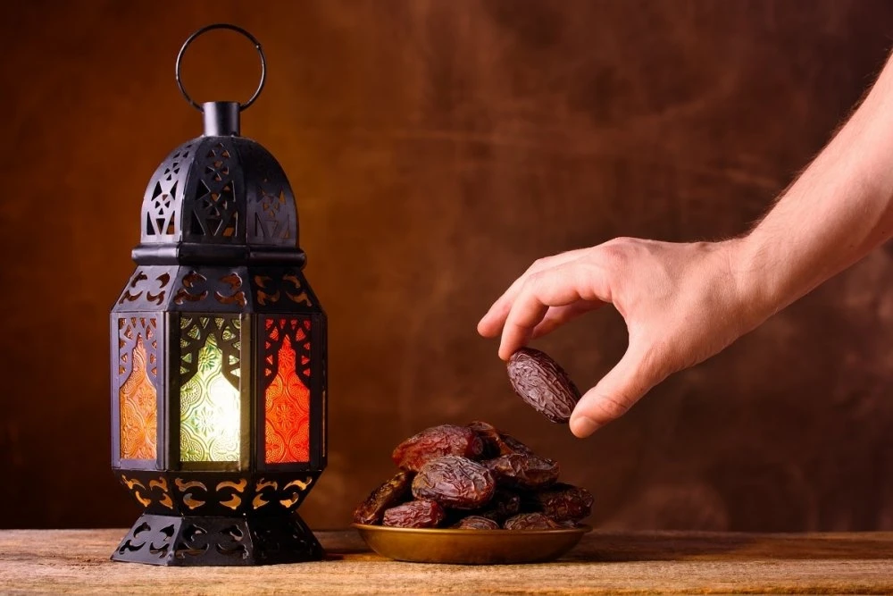 فوائد التمر في رمضان.. تعزيز الطاقة وصحة القلب والهضم #الإمارات 