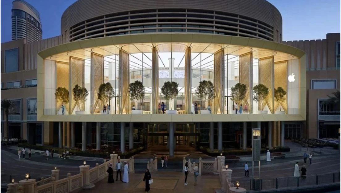 جميع متاجر "آبل" في الإمارات تستأنف نشاطها بعد الإغلاق المؤقت