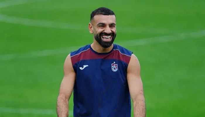محمد صلاح يكشف عن شغفه بالشطرنج.. لعبة يمارسها يومياً بعيداً عن المستطيل الأخضر