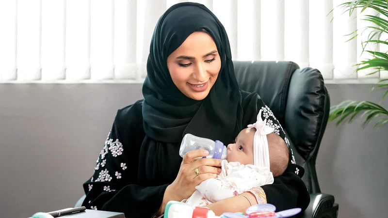 وزارة الأسرة: بيئات العمل المرنة تدعم الاستقرار الأسري وتشجع الإنجاب #الإمارات 