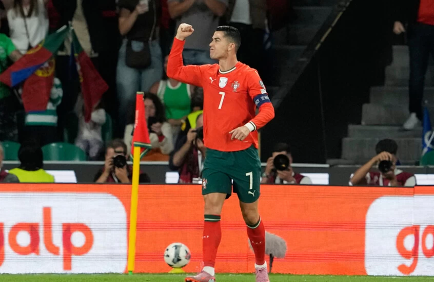 رونالدو يكتب فصلاً جديدًا في التاريخ ويتصدر قائمة هدافي تصفيات كأس العالم