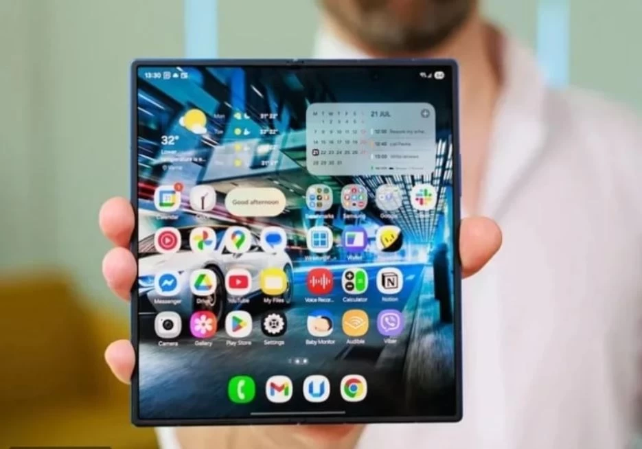 سامسونغ تخطط لتعزيز مكانتها في سوق الهواتف القابلة للطي